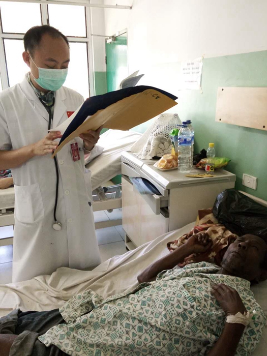 我院援外医生潘洪川—开放在东帝汶的医疗之花