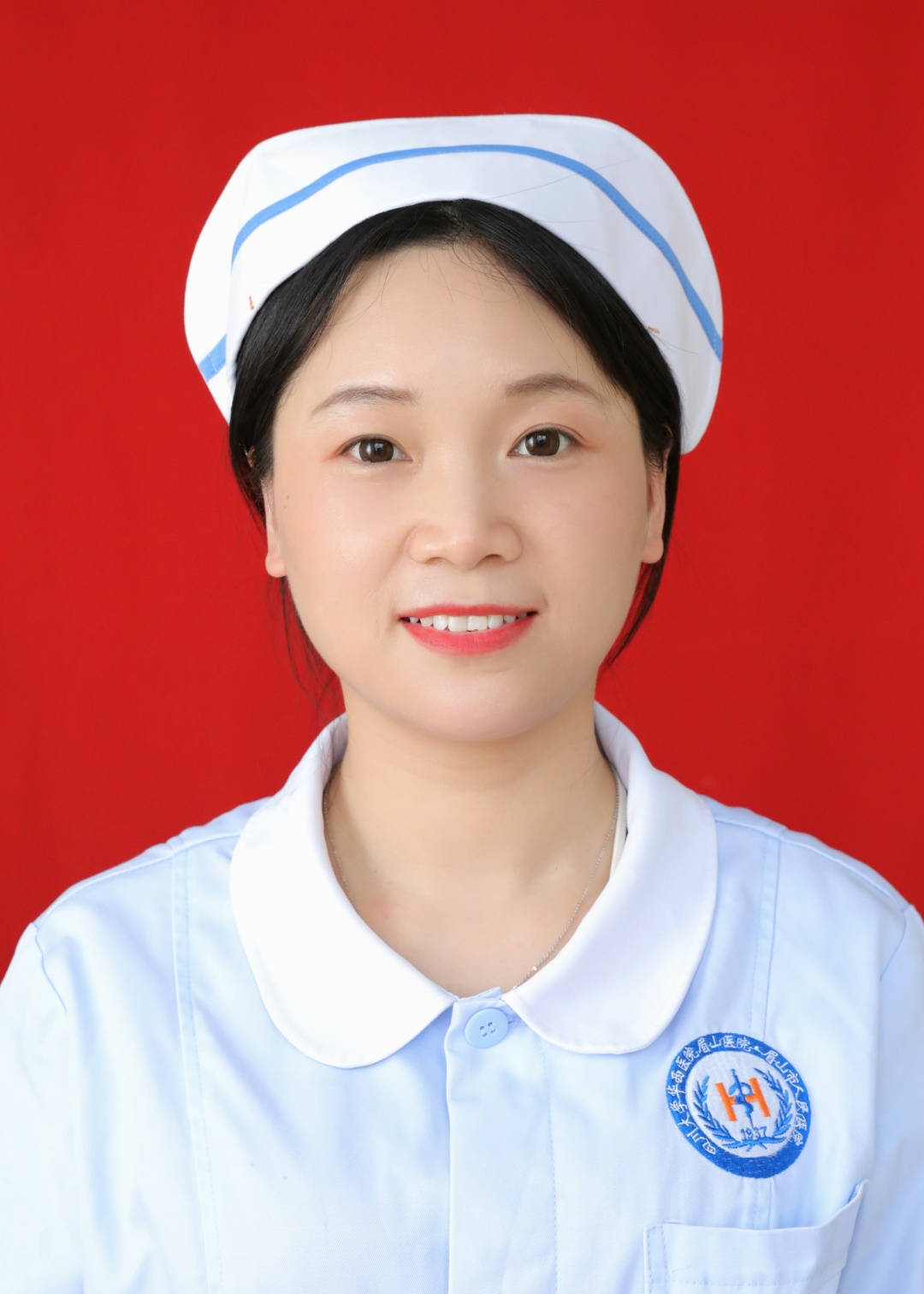 彭红 呼吸科 副主任护师 党员 职务:副护士长.jpg