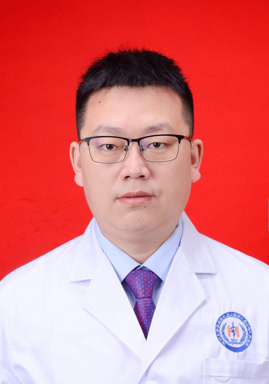 麻亮亮 职务 科室临时负责人 主治医师.jpg 麻亮亮 职务 科室临时负责人 主治医师.jpg